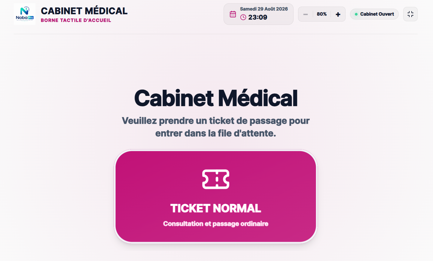 Borne tactile d’accueil Noba Pro permettant aux patients de prendre un ticket dans un cabinet médical